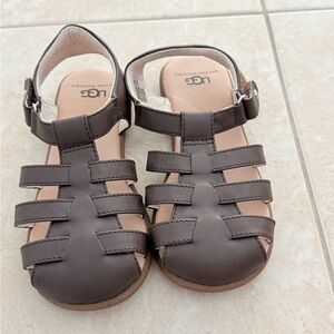 UGG Kids Dark Brown kolding Sandals